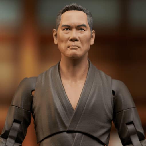 Figura Chozen Toguchi – Cobra Kai Serie 2 – 18 cm – Edición Deluxe Diamond Select Toys con Accesorios - Imagen 3