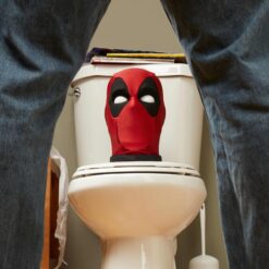 Figura electrónica de Deadpool con movimientos y frases Marvel Legends Series