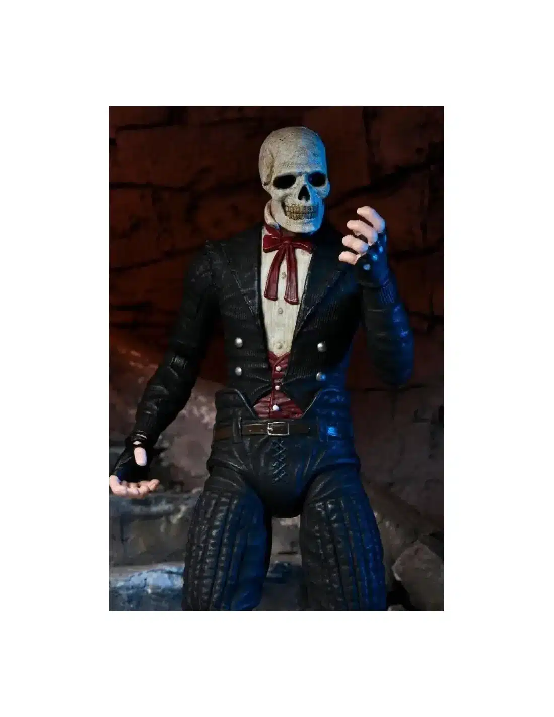 Casey Jones The Phantom NECA 18 cm crossover TMNT x Universal Monsters con accesorios.