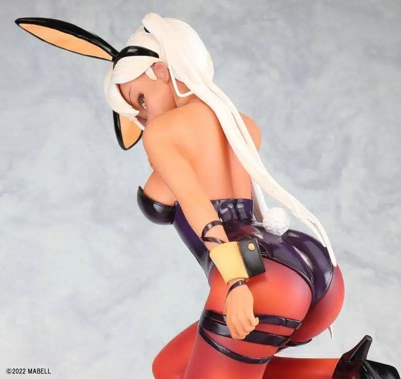 Figura Neala Black Rabbit Ver 1/5 scale con base incluida.