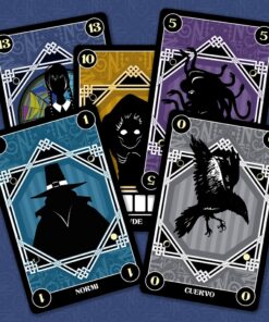 Miércoles Criaturas y Excluidos juego de cartas ambientación gótica.
