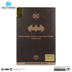 Figura Armored Batman DC Multiverse edición especial Patina