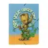 Carpeta Groot A4 premium con solapas y banda elástica diseño Marvel ideal para organizar documentos.