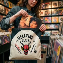 Hellfire Club Shopping Bag 39 cm ideal como regalo friki práctico.