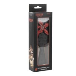 Cepillo Rectangular Stranger Things práctico para uso diario.