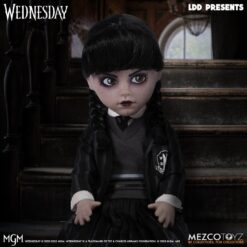 wednesday figura coleccionable serie terror mezco