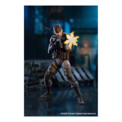 Figura Solid Snake Revoltech inspirada en Metal Gear Solid 2 ideal para coleccionistas de videojuegos.