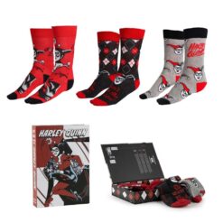 Pack Calcetines Harley Quinn con tres diseños oficiales de DC Comics ideales para uso diario.