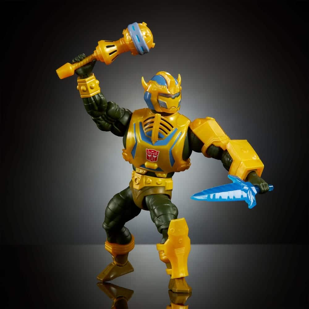 man-at-arms bumblebee armor motu x transformers european exclusive