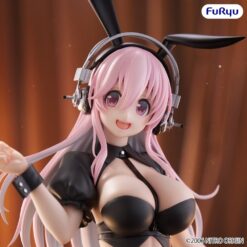 Super Sonico BiCute Bunnies figura anime con medias de rejilla